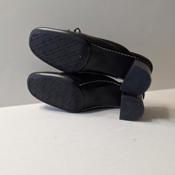 Nickles Soft Black Leather Hobson Preppy Academia Slip On Heeled Mules Size 9M - Picture 8 of 13